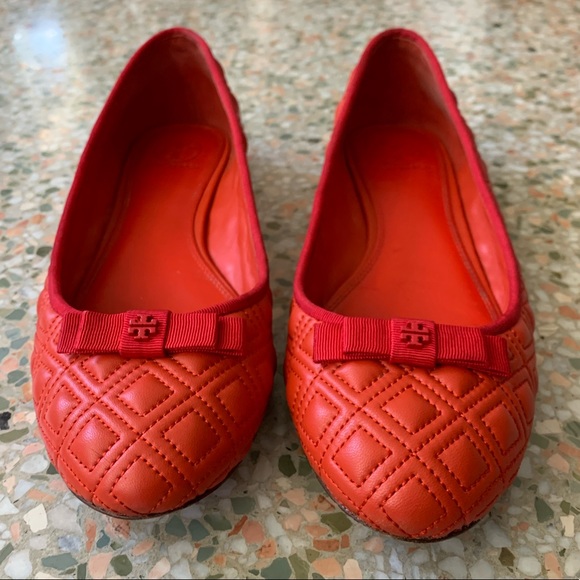 Tory Burch Marion red-orange quilted ballet flats with red bow - Picture 2 of 13